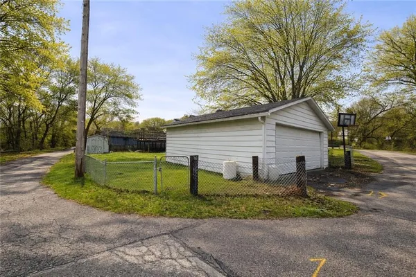 $54,900 | 458-460 1st Street, Vestaburg, PA 15368