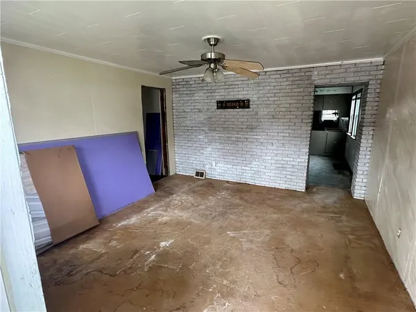 $54,900 | 458-460 1st Street, Vestaburg, PA 15368