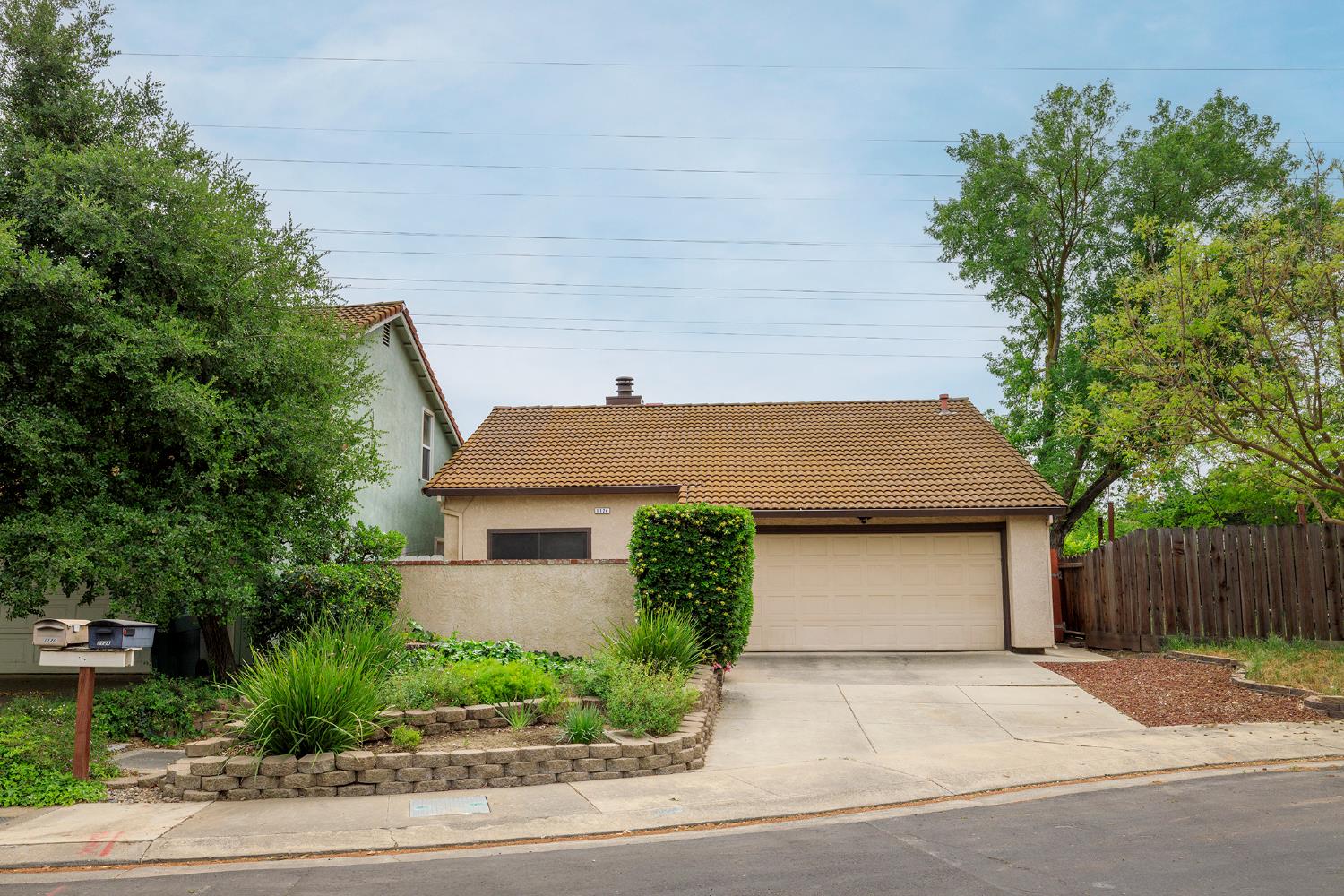 1124 Tasmania Way Modesto, CA 95356 - Photo 1 of 34