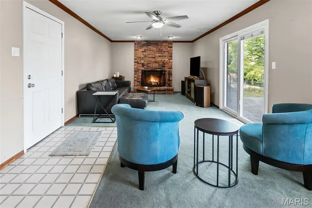 $325,000 | 2323 Glenrich Drive, St. Louis, MO 63129