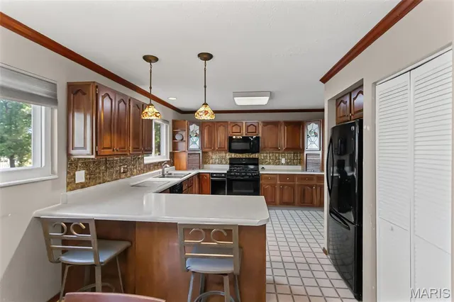 $325,000 | 2323 Glenrich Drive, St. Louis, MO 63129