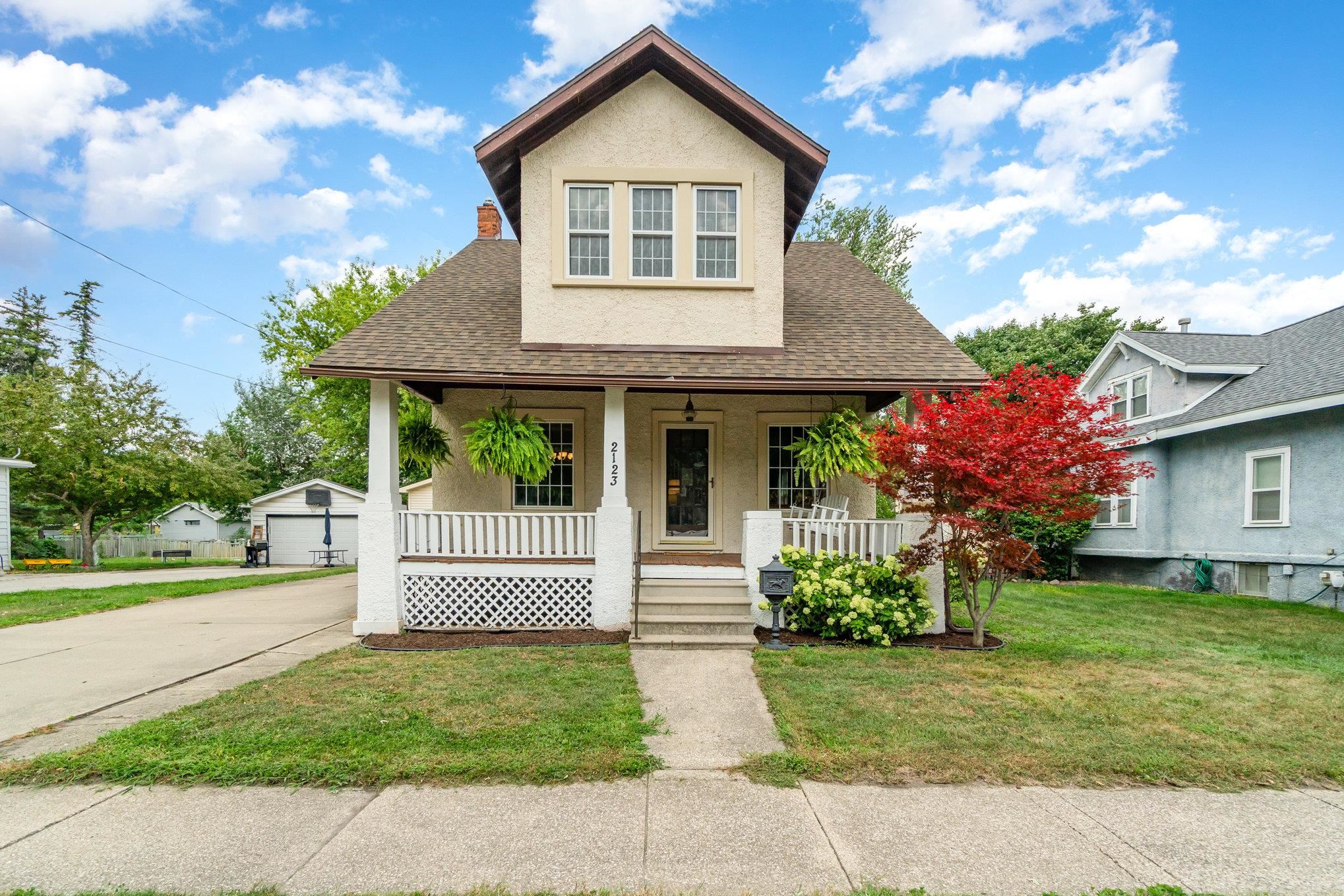 2123 3rd Street Bay City, MI 48708 - Photo 2 of 19 Gallery Image 2