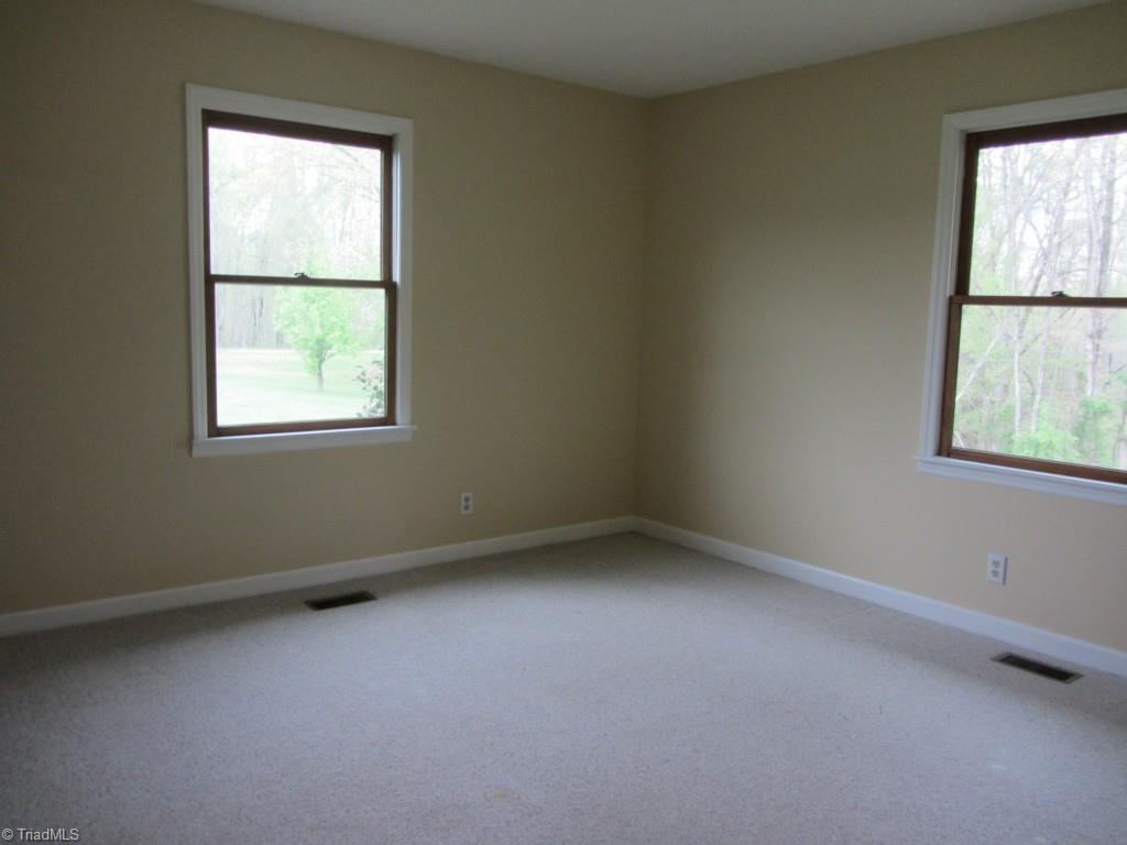 1627 E Road Walnut Cove, NC 27052 - Photo 11 of 16 Gallery Image 11