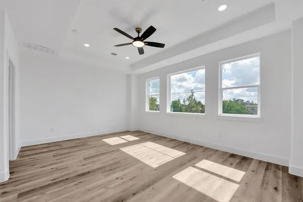 $3,050 | 1805 Emir Street, Unit I, Houston, TX 77009