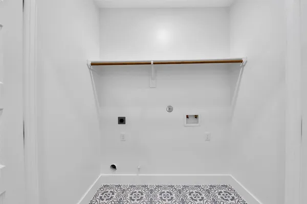 $3,050 | 1805 Emir Street, Unit I, Houston, TX 77009