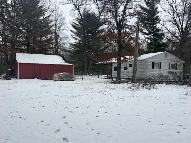 492 14 Mile Road Marion, MI 49665 - Photo 6 of 20 bl3