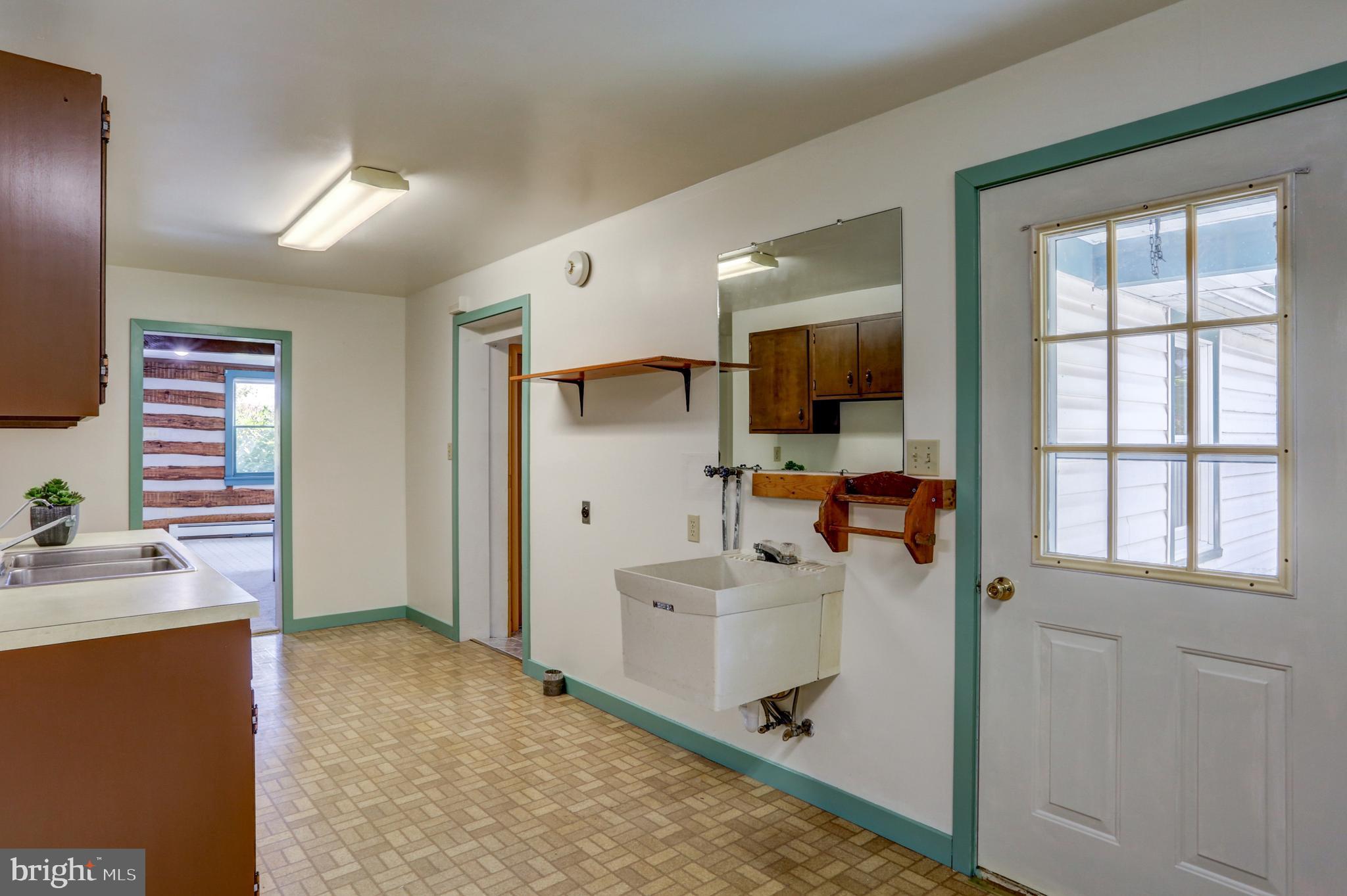 1330 Mount Joy Road Manheim, PA 17545 - Photo 22 of 31