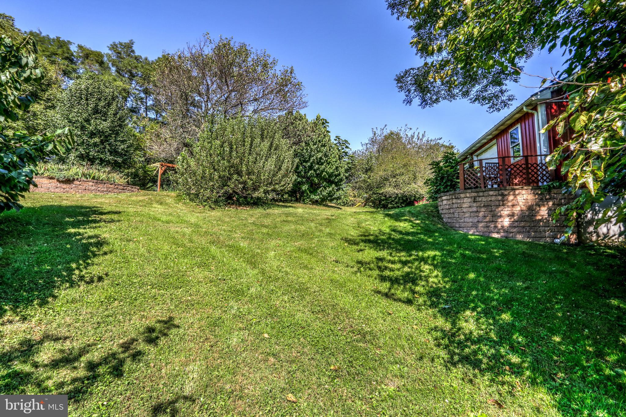 1330 Mount Joy Road Manheim, PA 17545 - Photo 27 of 31