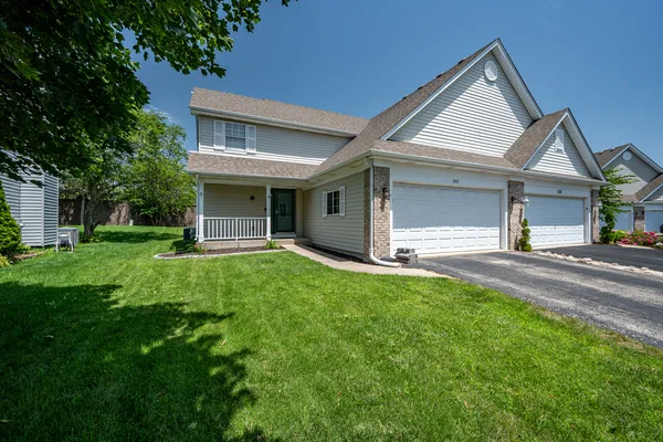$314,500 | 527 Northgate Circle, Oswego, IL 60543