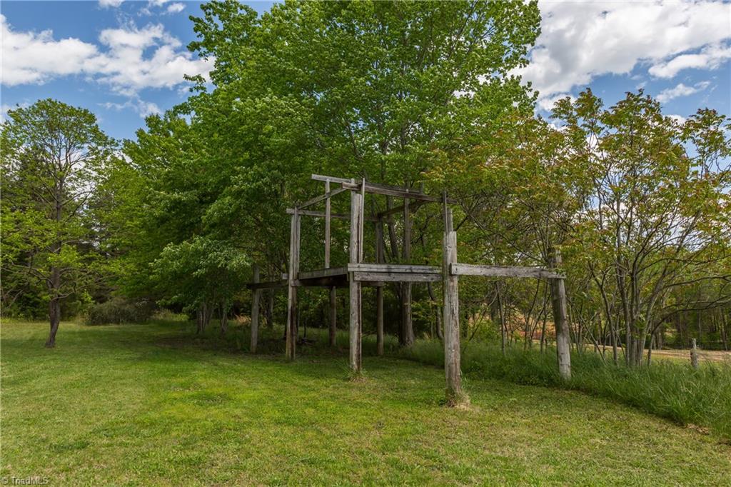 928 Sheffield Road Harmony, NC 28634 - Photo 24 of 30 Gallery Image 24