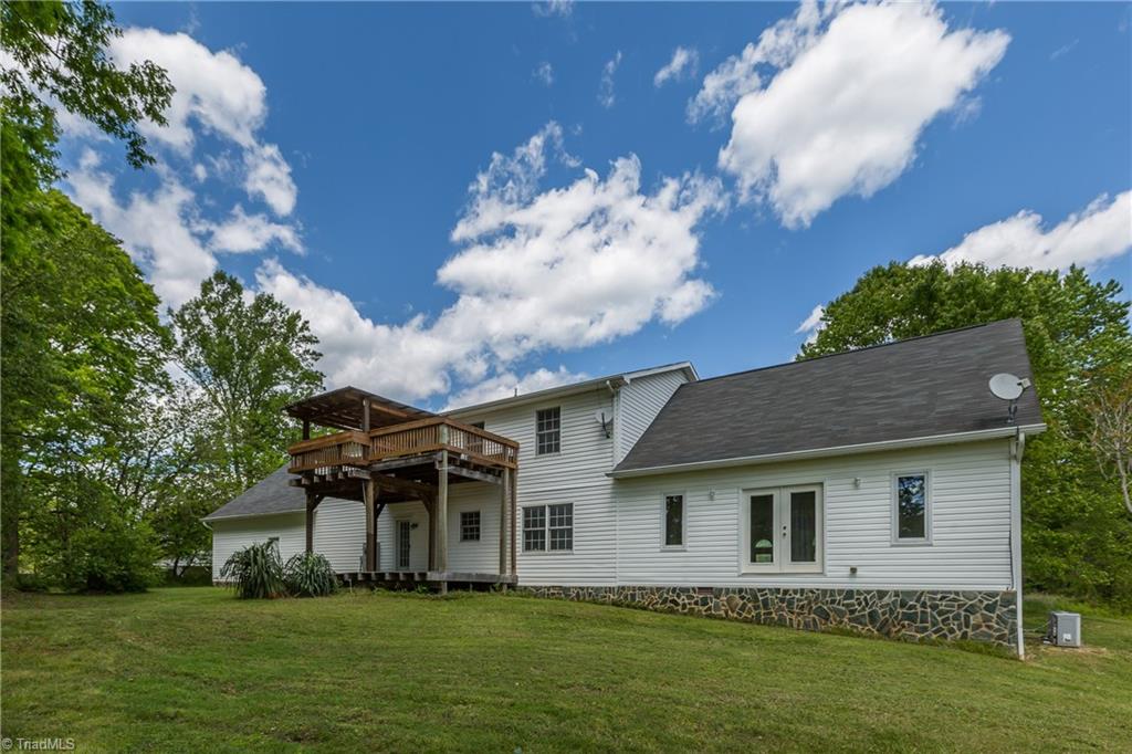 928 Sheffield Road Harmony, NC 28634 - Photo 25 of 30 Gallery Image 25