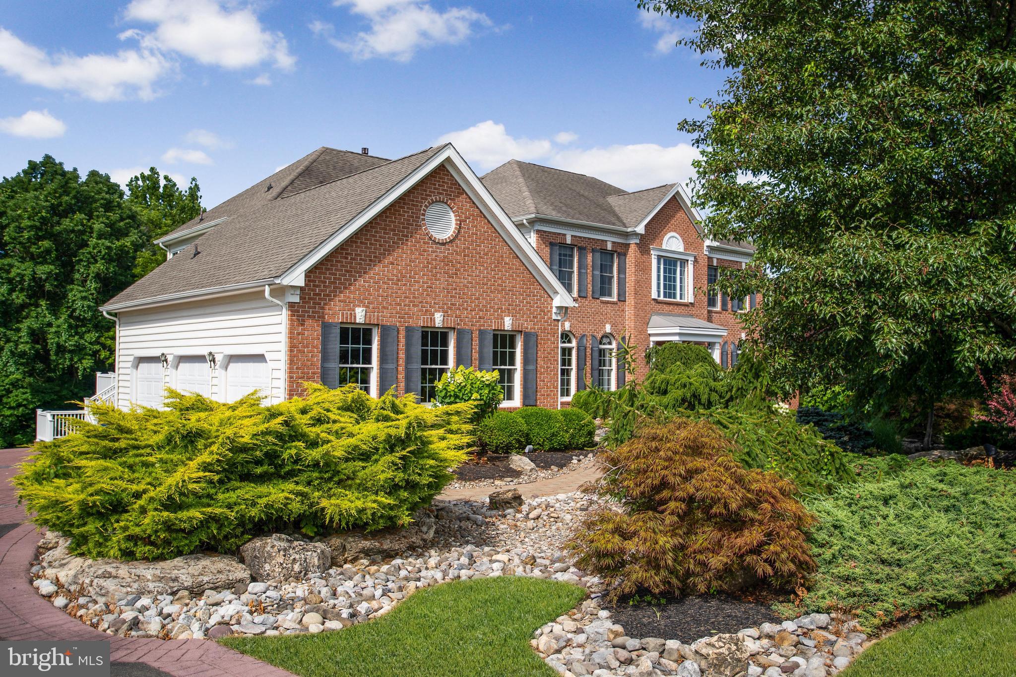 18 Baker Way Pennington, NJ 08534 - Photo 2 of 36 3 car garage