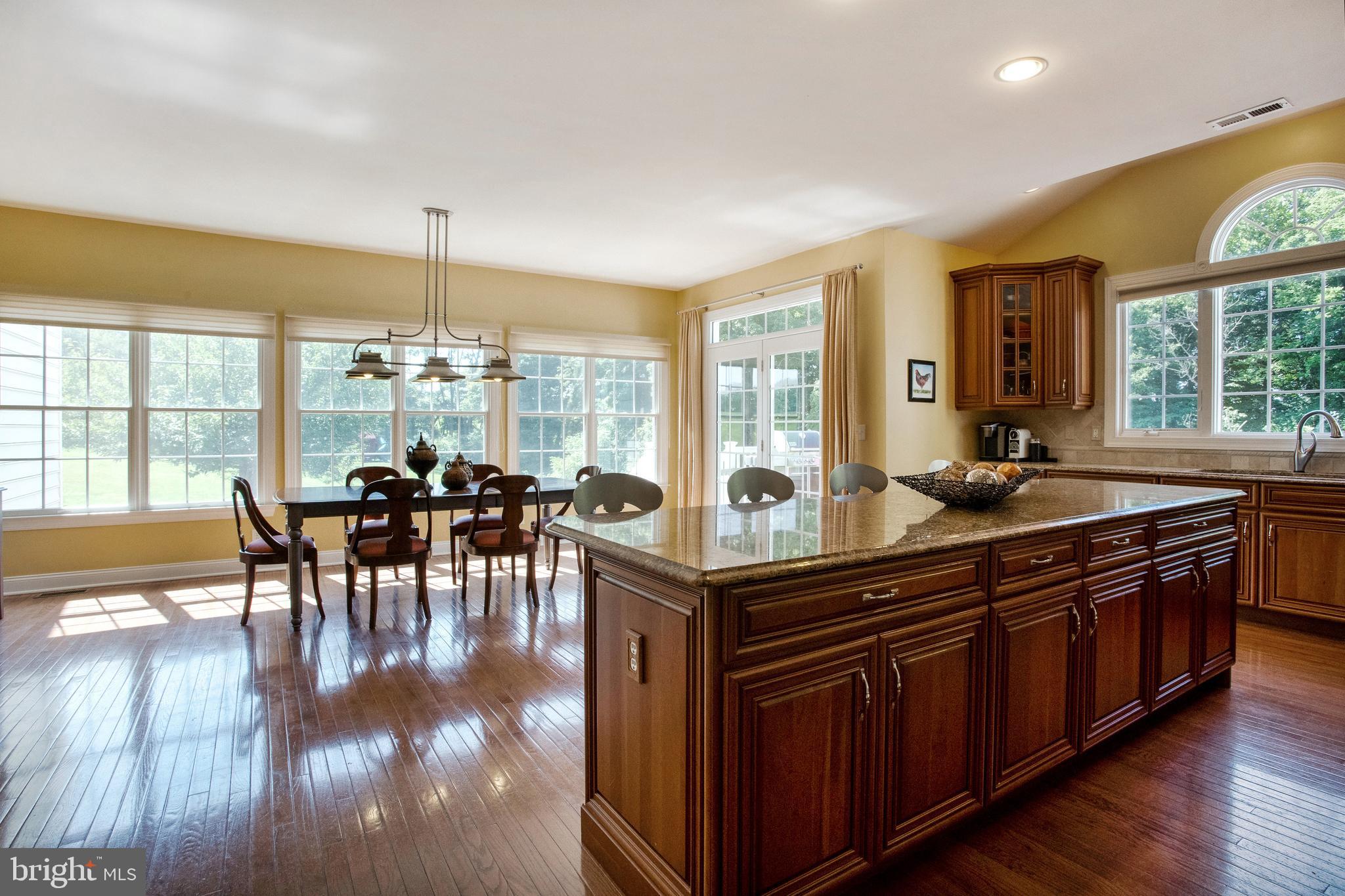 18 Baker Way Pennington, NJ 08534 - Photo 13 of 36 Island - Breakfast Room