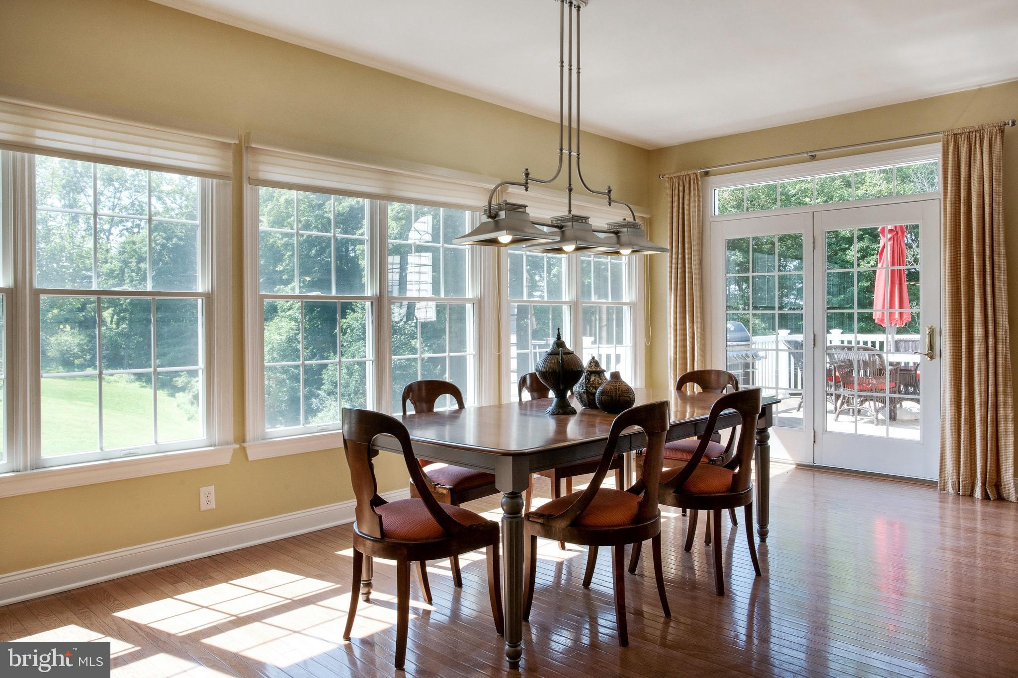 18 Baker Way Pennington, NJ 08534 - Photo 14 of 36 Breakfast Room