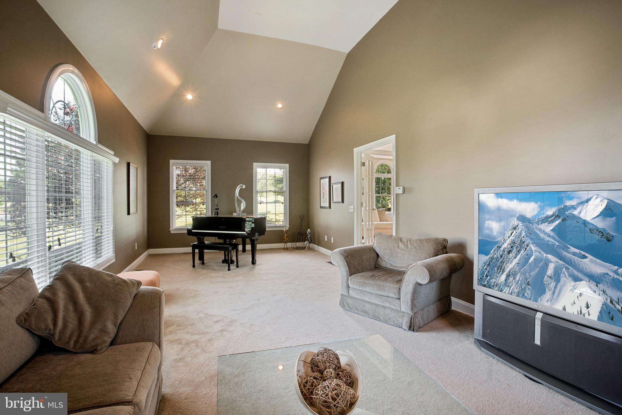 18 Baker Way Pennington, NJ 08534 - Photo 19 of 36 Great Room