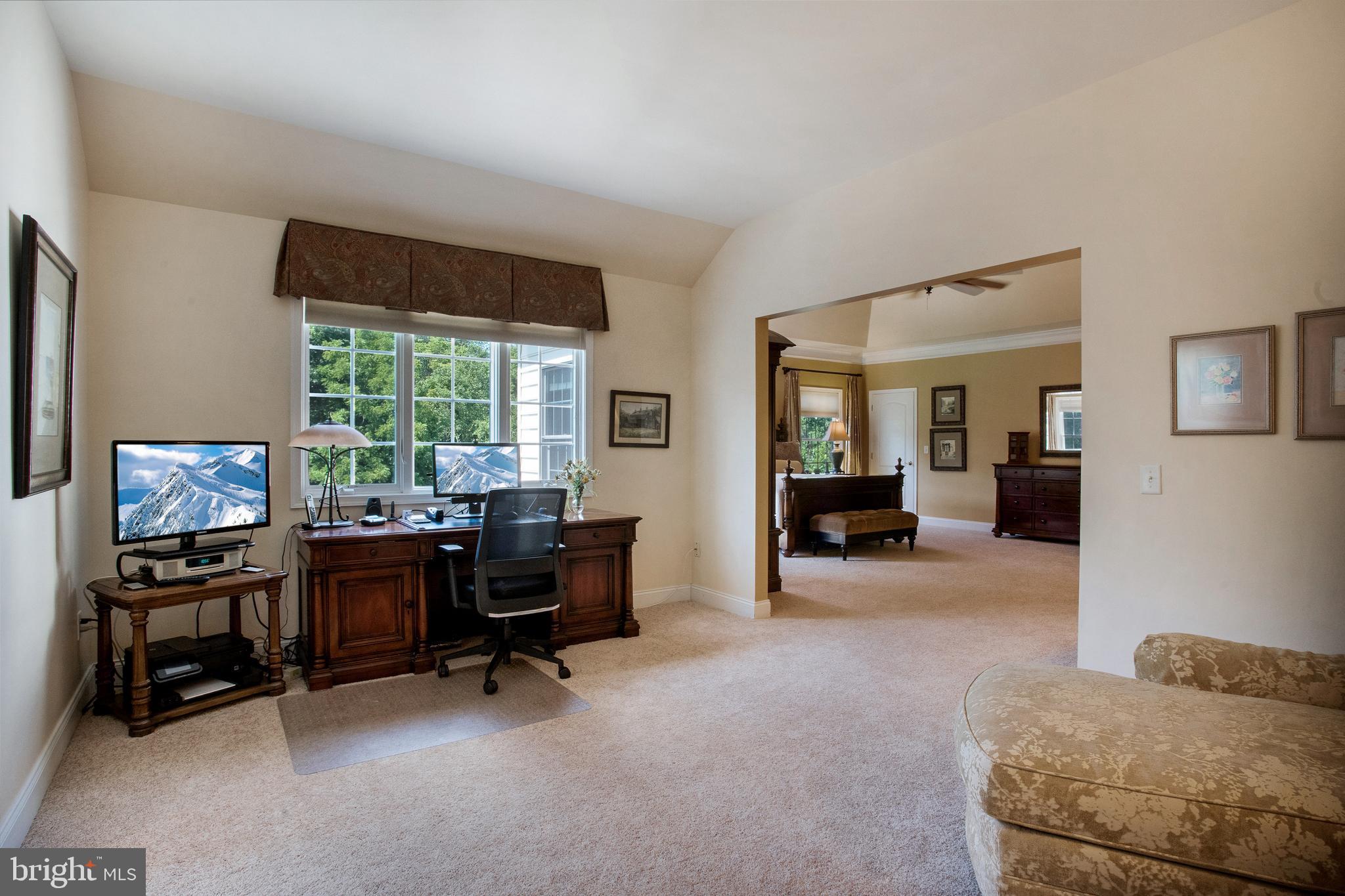 18 Baker Way Pennington, NJ 08534 - Photo 25 of 36 Master Bedroom Sitting Room