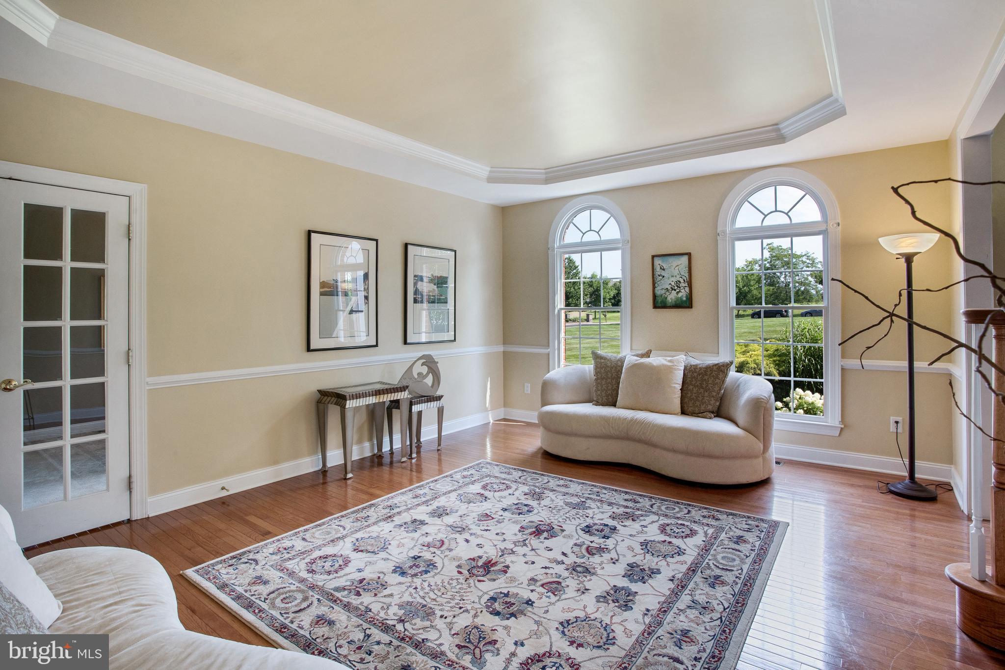 18 Baker Way Pennington, NJ 08534 - Photo 7 of 36 Living Room