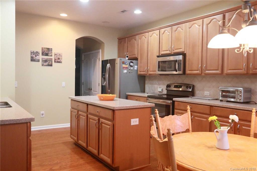 6129 Stone Porch Road Charlotte, NC 28277 - Photo 5 of 34 Gallery Image 5