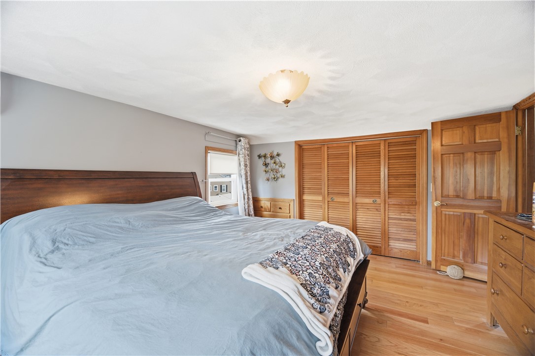 111 Beechcrest Street Warwick, RI 02888 - Photo 17 of 33