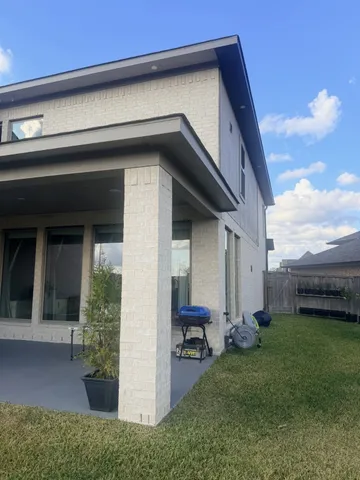 $550,000 | 8702 Hbr Pnes Drive, Cypress, TX 77433