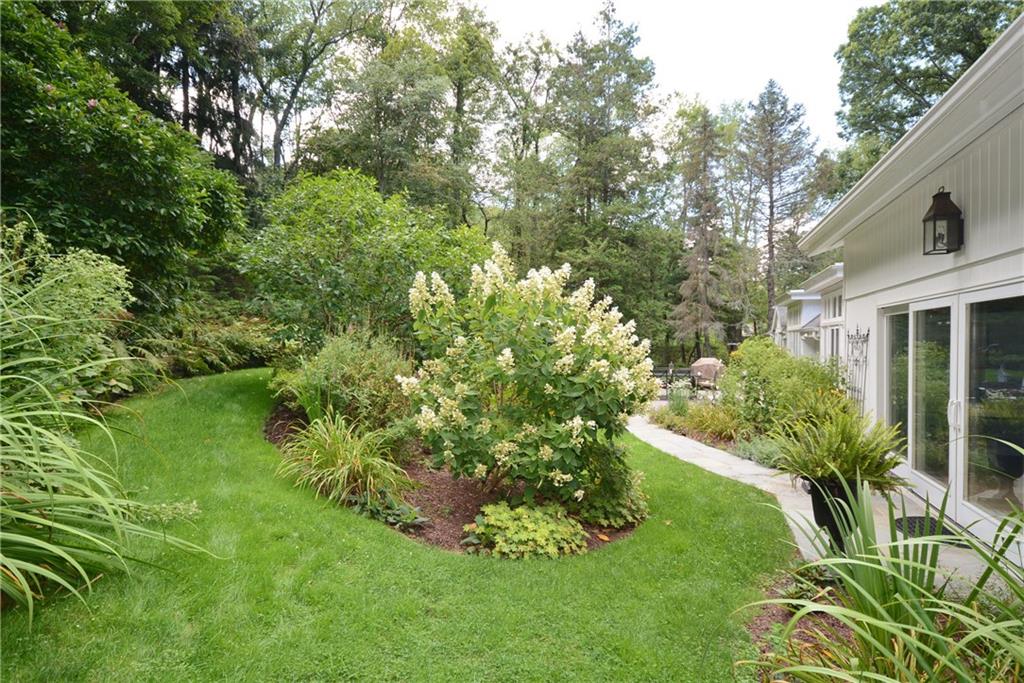 220 Hillcrest Road Pittsburgh, PA 15238 - Photo 22 of 22 Gallery Image 22