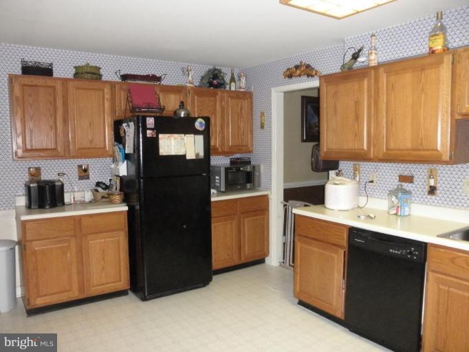 12198 Ward Road King George, VA 22485 - Photo 9 of 21 Kitchen