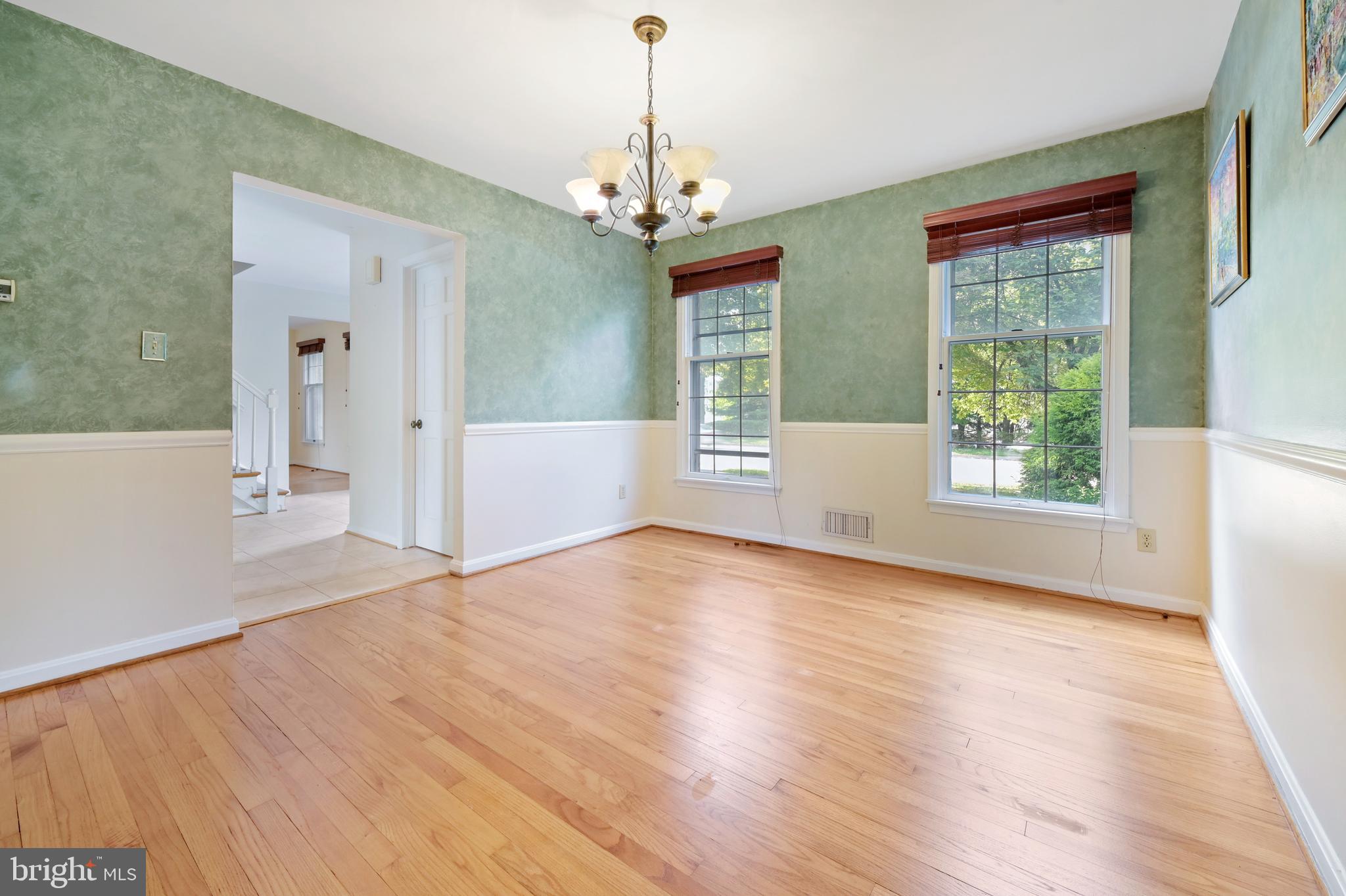 1012 West Joppa Road Towson, MD 21204 - Photo 7 of 32 Dining room with HW floors