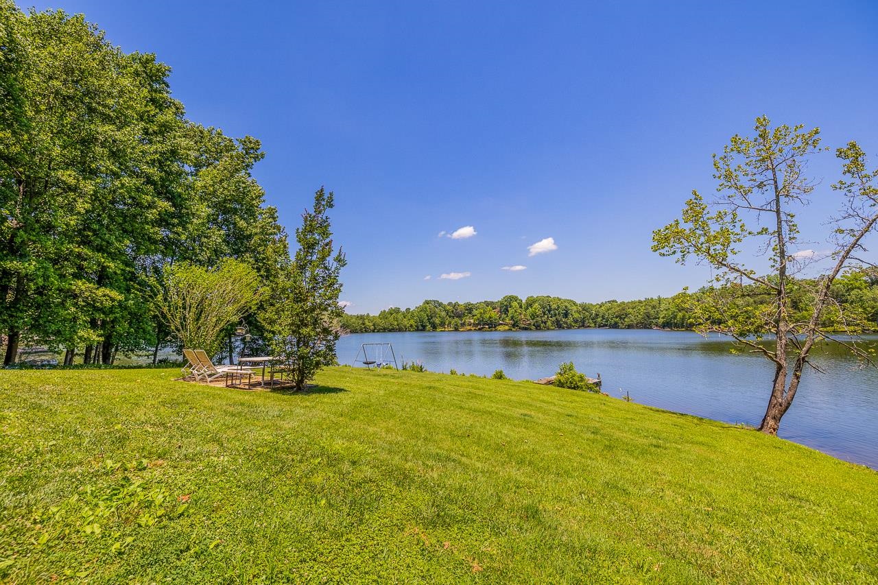 240 Canady Road Wellford, SC 29385 - Photo 7 of 36