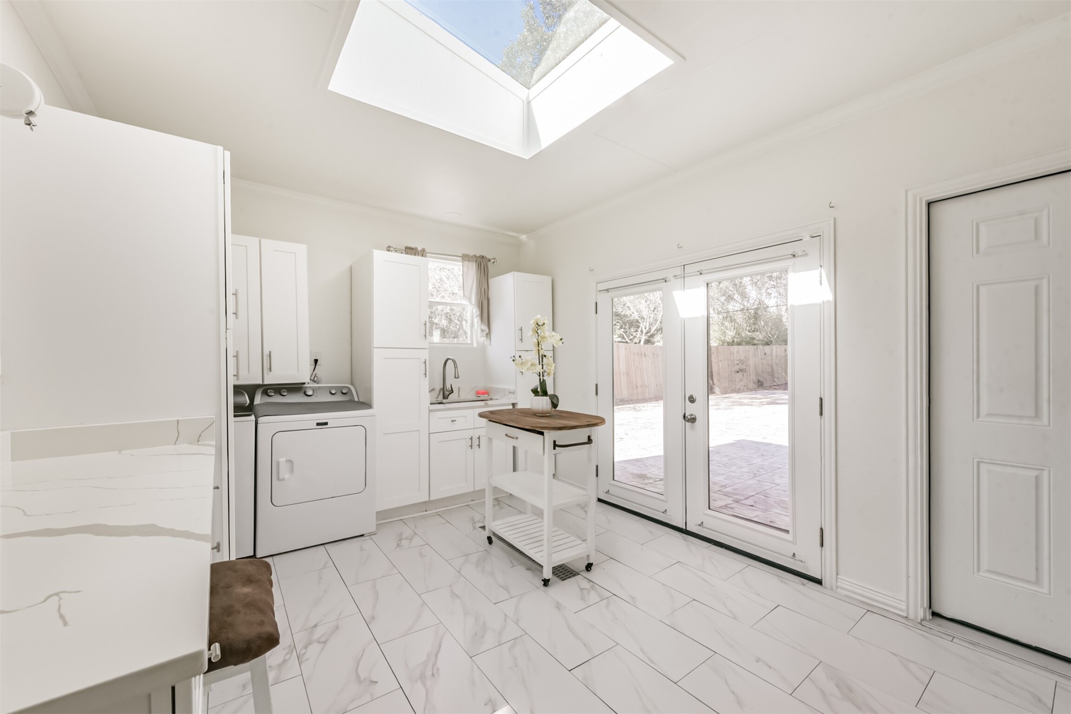 5002 Beechnut Street Houston, TX 77096 - Photo 23 of 50