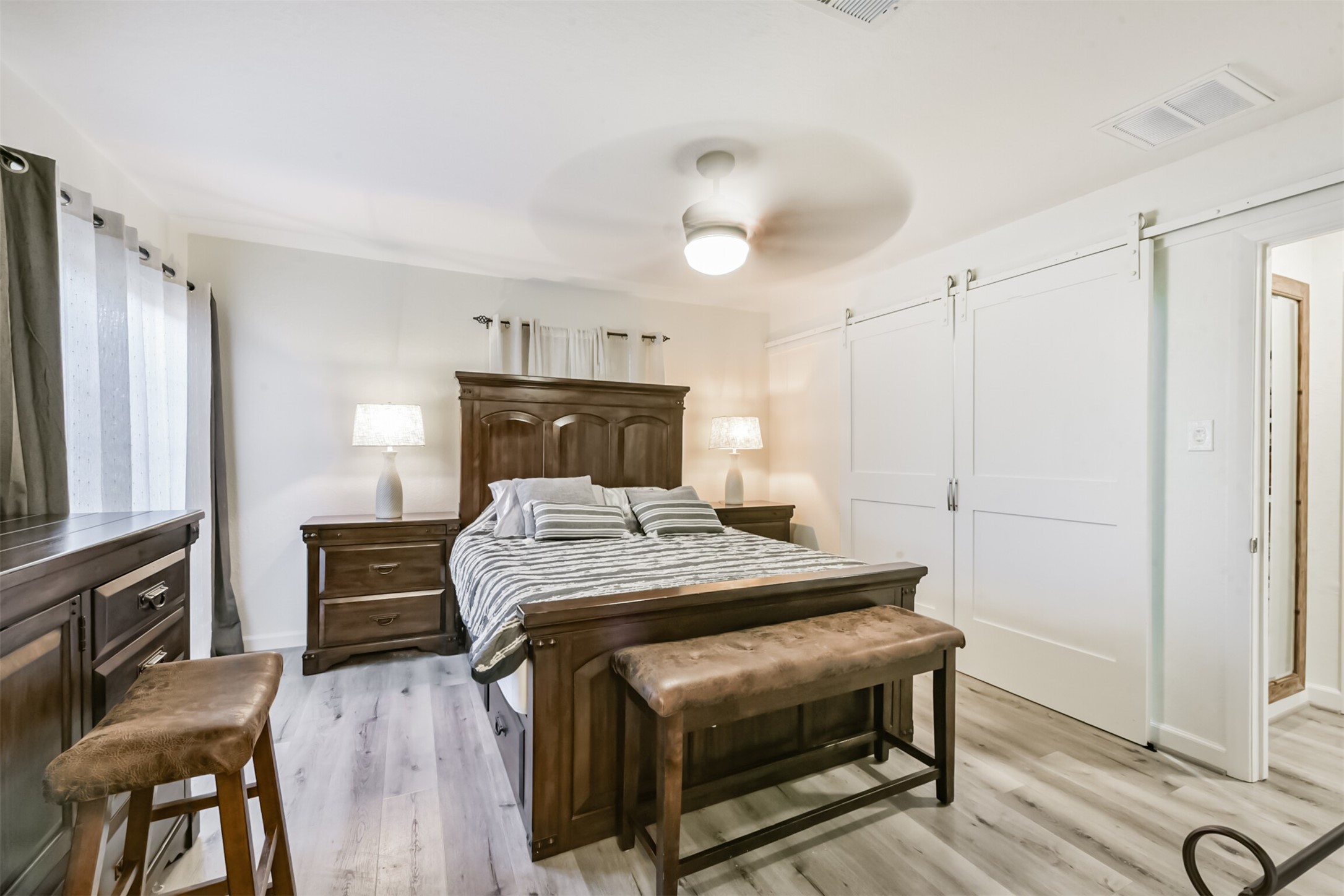 5002 Beechnut Street Houston, TX 77096 - Photo 26 of 50