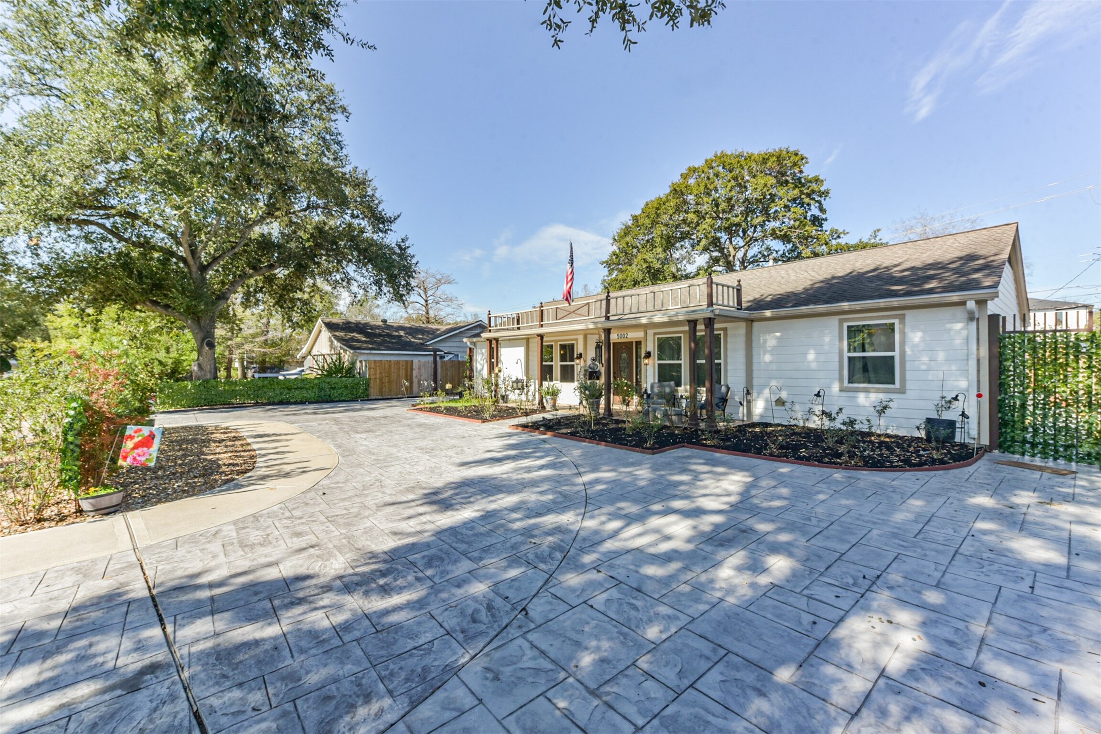 5002 Beechnut Street Houston, TX 77096 - Photo 7 of 50