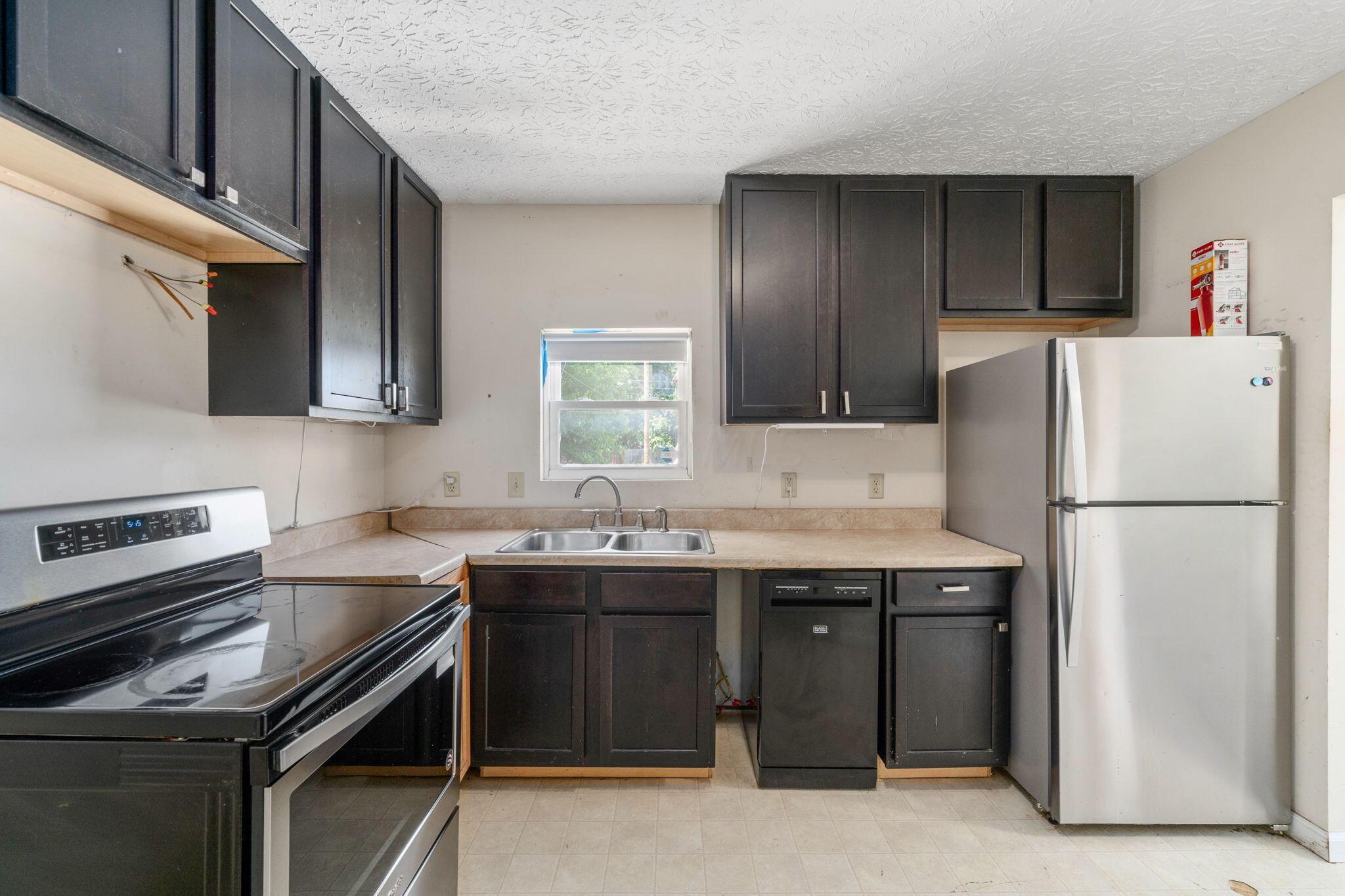 1015 Lockbourne Road Columbus, OH 43206 - Photo 13 of 32 Gallery Image 13