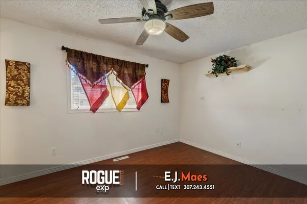 $320,000 | 1000 Sussex, Casper, WY 82609