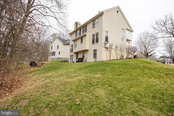 $618,000 | 16000 Pennsbury Drive, Bowie, MD 20716
