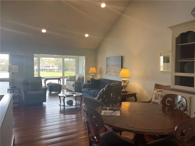 $2,600 | 267 Moss Oak Lane, St. Simons Island, GA 31522