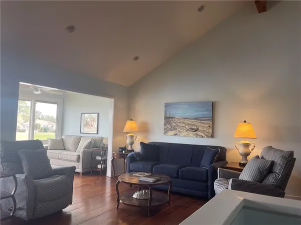 $2,600 | 267 Moss Oak Lane, St. Simons Island, GA 31522