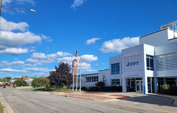 $145,000 | 794 Greystone Drive, Unit 7, Chelsea, MI 48118
