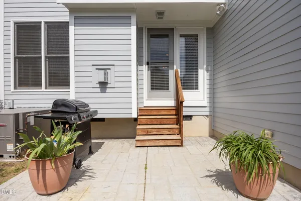 $600,000 | 110 Bridgegate Drive, Cary, NC 27519