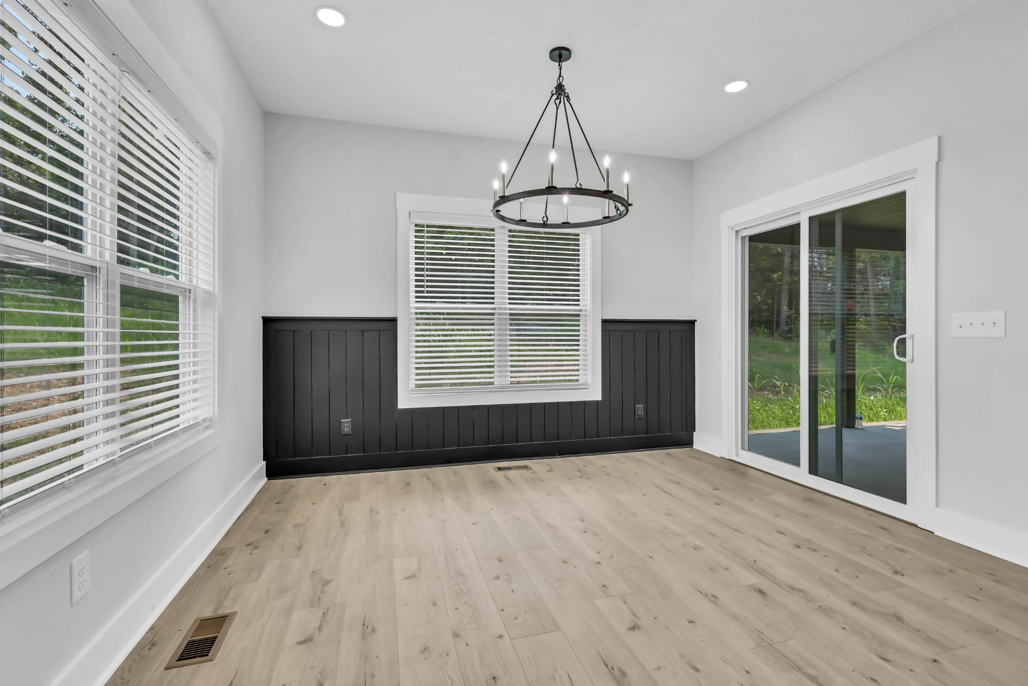 1725 Powell Road Clarksville, TN 37043 - Photo 19 of 48 Gallery Image 19