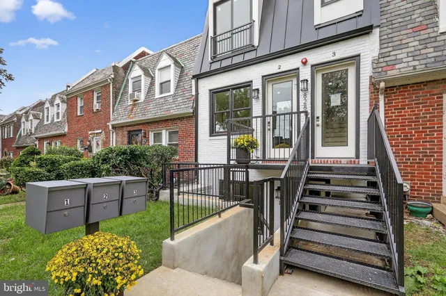 $534,982 | 828 21st Street Northeast, Unit 3, Washington, DC 20002