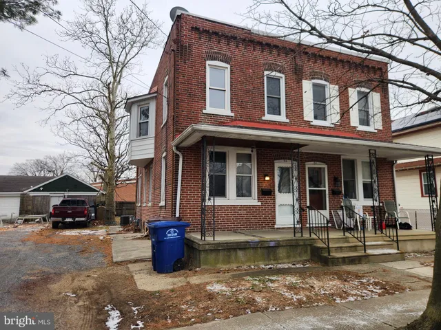 $2,300 | 24 West Hancock Street, Riverside, NJ 08075