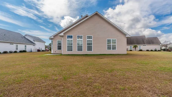 $2,600 | 1712 Sauer Court, Surfside Beach, SC 29575