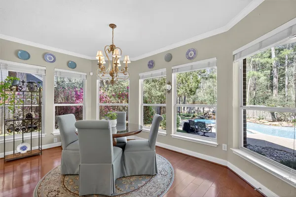 $899,000 | 19 Baylark Place, The Woodlands, TX 77382
