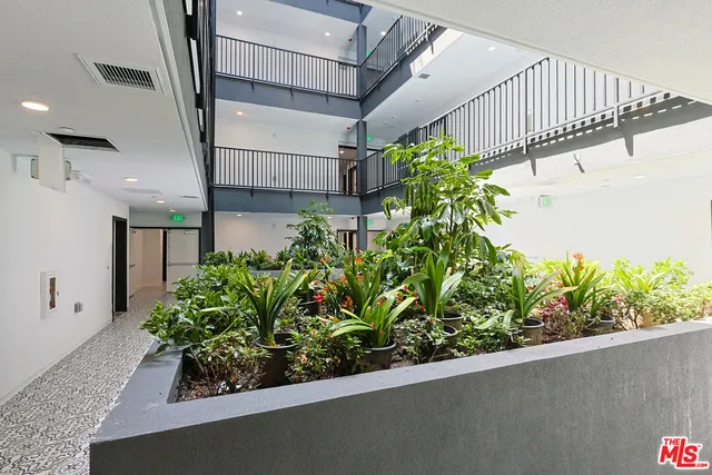 $3,700 | 1037 Dewey Avenue, Unit 604, Los Angeles, CA 90006