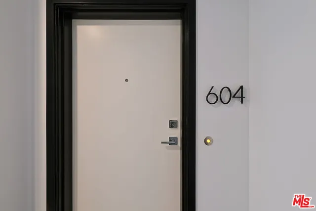 $3,700 | 1037 Dewey Avenue, Unit 604, Los Angeles, CA 90006