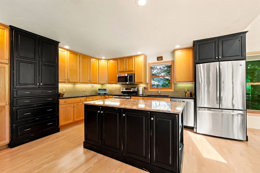 7814 Eames Farm Road, Unit 3V Egg Harbor, WI 54209 - Photo 2 of 26