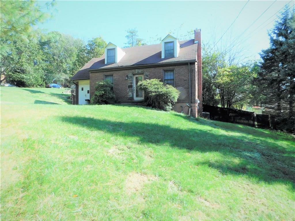317 Duff Road Pittsburgh, PA 15235 - Photo 2 of 25 Gallery Image 2