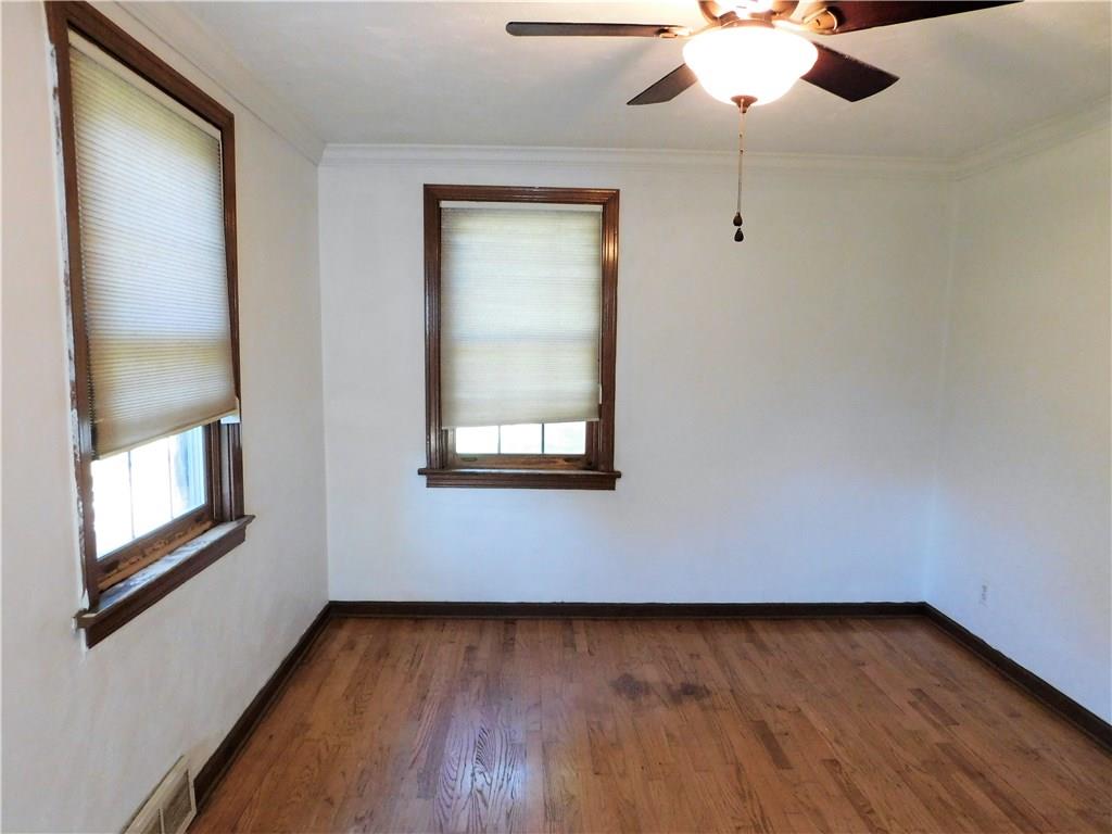 317 Duff Road Pittsburgh, PA 15235 - Photo 5 of 25 Gallery Image 5