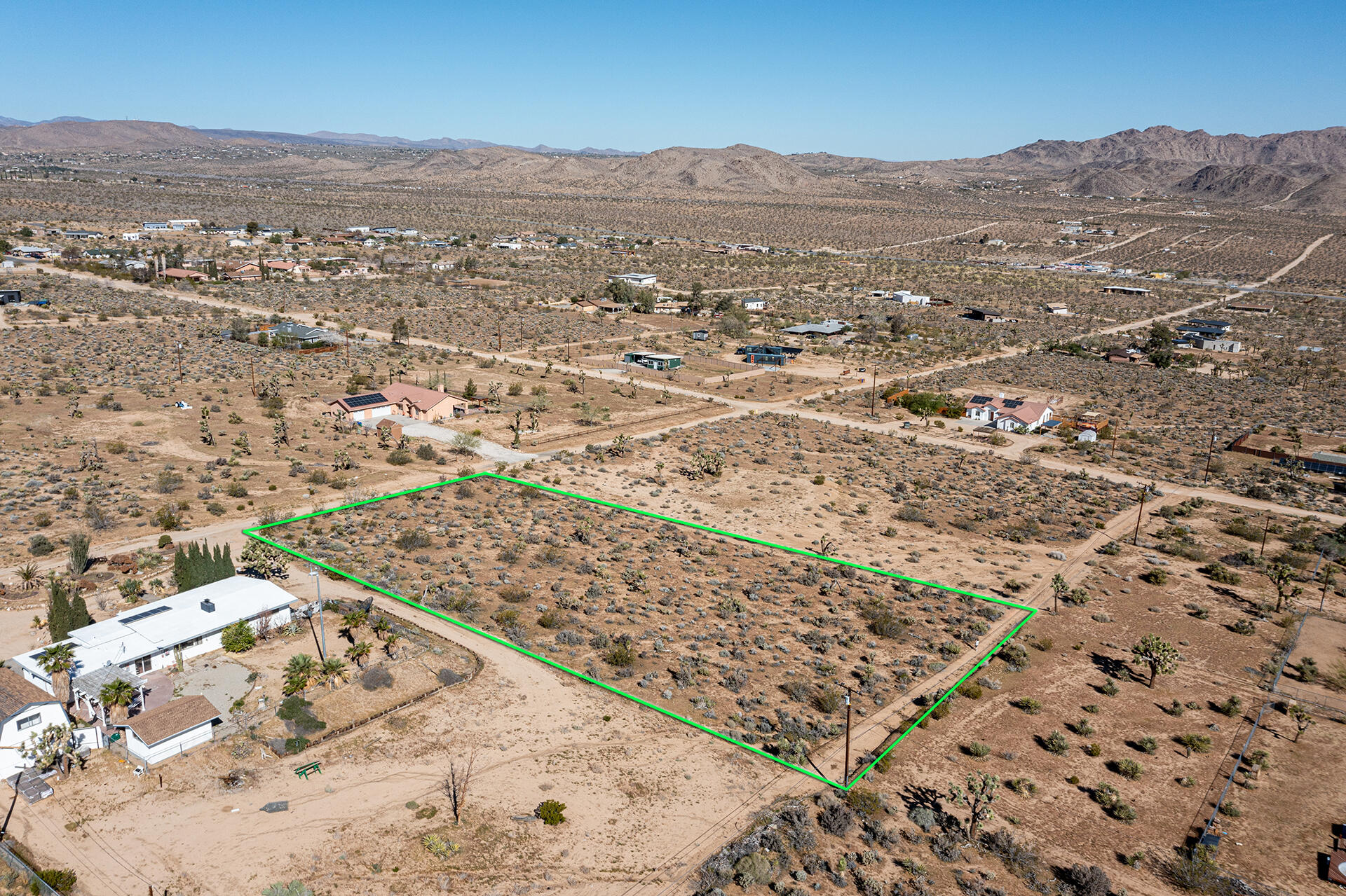 102 Saddleback Road Joshua Tree, CA 92252 - Photo 14 of 18 DJI_0044