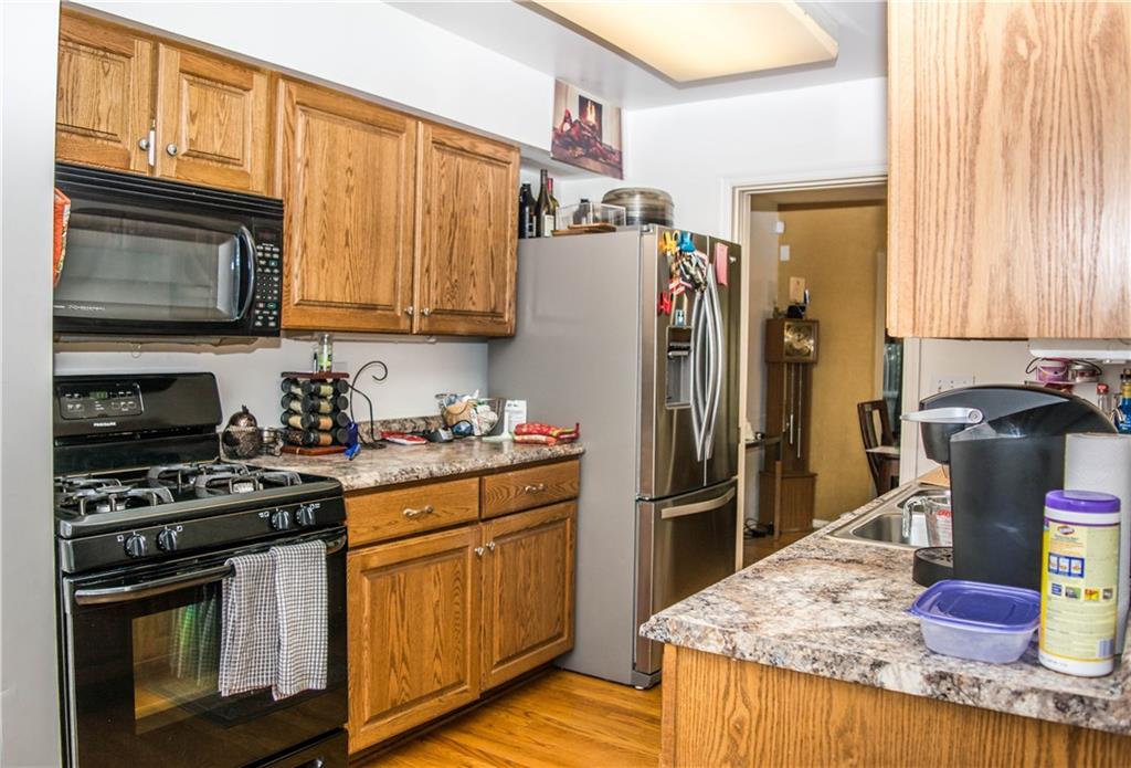 705 Fitzgerald Street Pittsburgh, PA 15213 - Photo 5 of 16 Kitchen